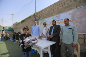 Firdous Charity, Fransa tarafından finanse edilmektedir. Yemen Uluslararası Kalkınma Ajansı bir öğrenci destek projesi başlatıyor