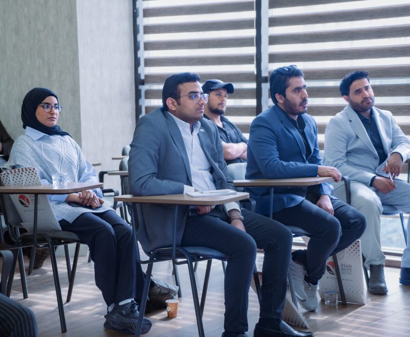 تعزيز-القدرات-القيادية07