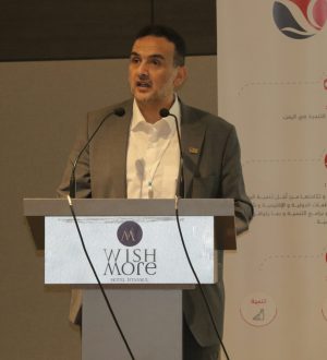 مصطفى المومري